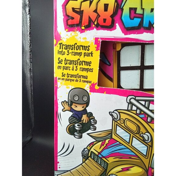 Tech Deck Sk8 Crew Ultra Sk8 Bus Playset With Transforming 3-Ramp - Picture 2 of 6